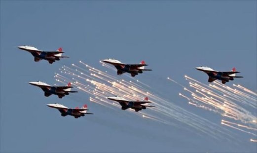 طائرات التحالف تهاجم اهدافا لداعش في تكريت