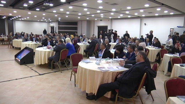 جامعة القدس المفتوحة تنظم مؤتمرها الأول في البيرة