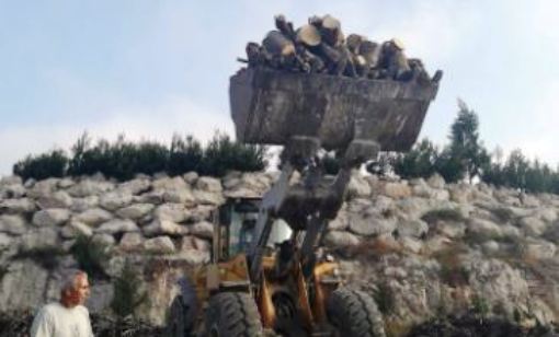جرافات الاحتلال تهدم 10 منشآت في بلدة يعبد