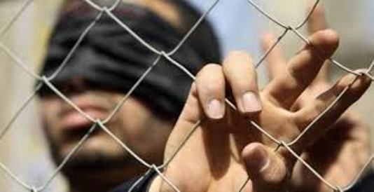 6 أسرى يدخلون اعواما جديدة في زنازين الاحتلال