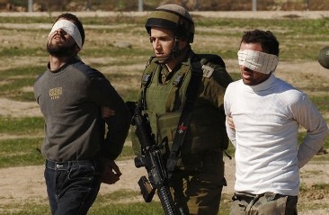 الاحتلال يعتقل 8 مواطنين من الضفة والقدس
