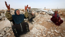 عنصرية الاحتلال.. وترحيل البدو الفلسطينيين