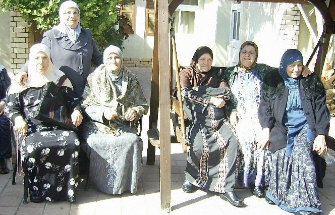 جمعية من أجل المسن تحتفل بيوم الأم