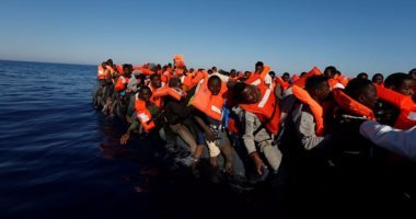 انتشال جثامين 24 مهاجراً غير شرعي شرق ليبيا