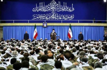الامام الخامنئي: ايران تدعم نضال الشعب الفلسطيني