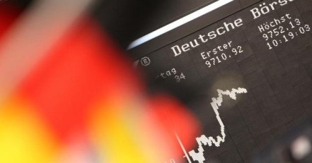 تحسن ثقة الشركات الألمانية في تموز بفضل اليونان