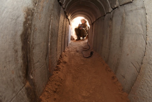 الأنفاق.. تكتيك فاعل في مقارعة الاحتلال