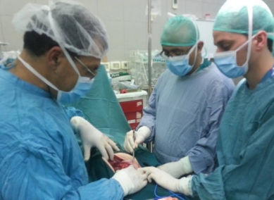 استئصال أكبر ورم على مستوى العالم في مشفى المقاصد بالقدس