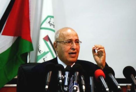 شعث: لن تتنازل عن دولة كاملة السيادة