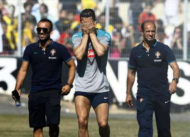 رونالدو يعجز عن إكمال حصة تدريبية للبرتغال 