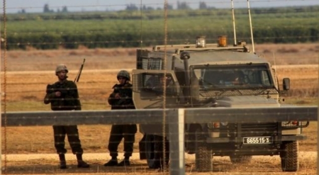 الاحتلال يزعم اعتقال مواطنين تسللا شمالي غزة