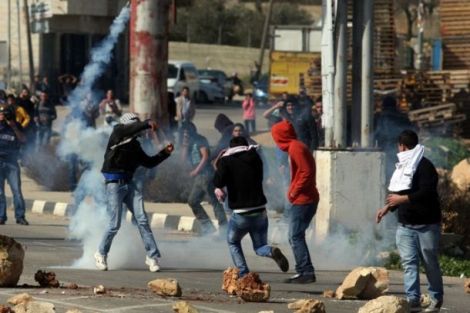 15 إصابة حصيلة المواجهات في القدس مع قوات الاحتلال