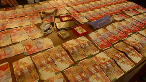 الشرطة تكشف عن سرقة 180 ألف شيكل ومصاغ ذهبي في السموع