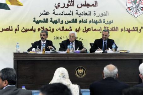 عباس: السلطة لن تلتزم بالاتفاقيات مادام الاحتلال غير ملتزم بها