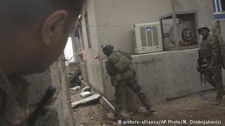 القوات العراقية تستعيد 4 أحياء بقضاء رواة