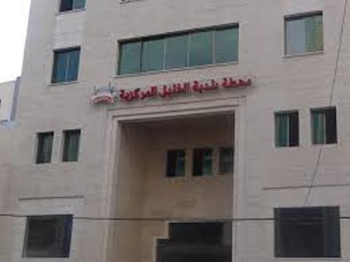 بلدية الخليل تشرع بتجهيز وحدة صحية وسط المدينة