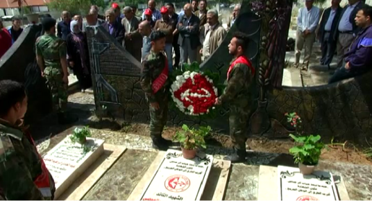 الشعبية تعيد تشييد ضريح الشهيد محمد الأسود بغزة