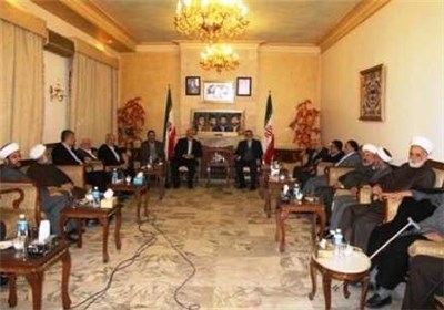 وفد من الفصائل يلتقي بروجردي في سفارة طهران ببيروت