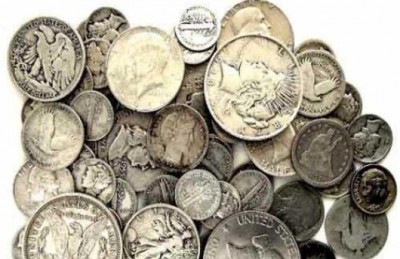 مصر تعلن إحباط محاولة تهريب 168 قطعة نقدية أثرية