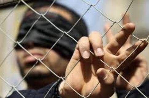 4 أسرى يدخلون أعواماً جديدة في معتقلات الاحتلال