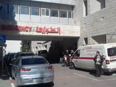 رام الله.. اصابات عقب اقتحام الاحتلال مجمع فلسطين الطبي