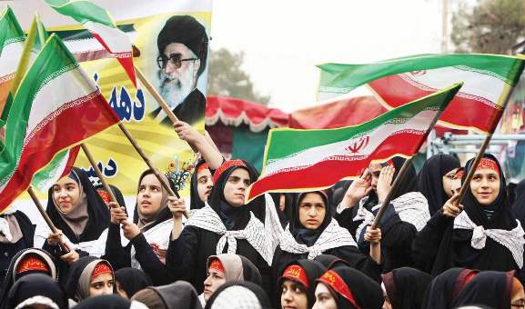 السفارة الإيرانية في لبنان تحيي ذكرى انتصار الثورة الإسلامية