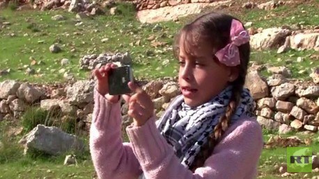 جنود الاحتلال يمنعون أصغر مراسلة فلسطينية من دخول الأقصى