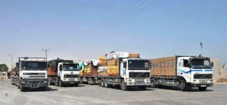 600 شاحنة في طريقها الى القطاع