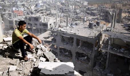 الأشغال: صرف دفعة مالية لـ 420 متضررا في غزة