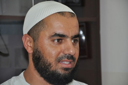 الاحتلال يبعد الشيخ محمد عايش اسبوعين عن المسجد الأقصى 