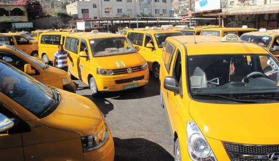 اعتصام احتجاجي لأصحاب المركبات العمومية في جنين