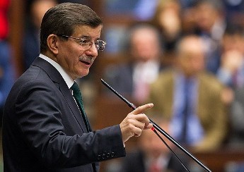 أوغلو يشيد بالعلاقات بين تركيا مع اليونان