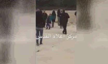 مستوطنون يقتحمون باحات الأقصى