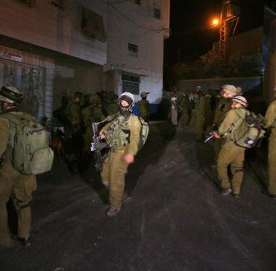 قوات الاحتلال تقتحم بلدة ترمسعيا شمال شرق رام الله
