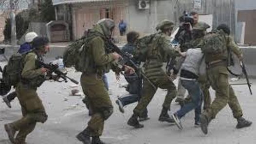 الاحتلال يشن حملة مداهمات واعتقالات في مدينة القدس المحتلة 