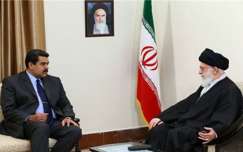 خامنئي يشيد بمواقف فنزويلا الداعمة للقضية الفلسطينية
