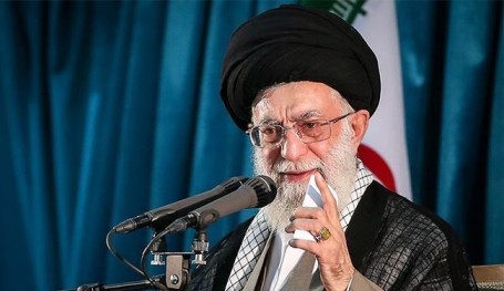 السيد خامنئي: أمن حجاج إيران مسؤولية السعودية