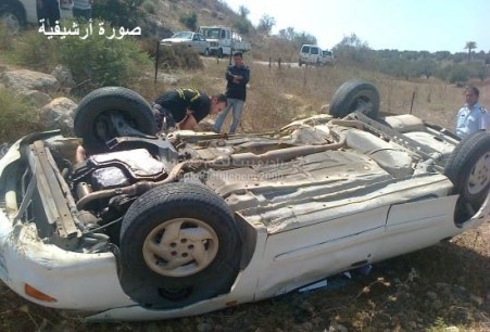 إصابة 3 مواطنين بانقلاب مركبة غرب جنين