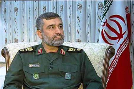 العميد حاجي زاده: هدف الصواريخ بعيدة المدى هو الكيان الصهيوني