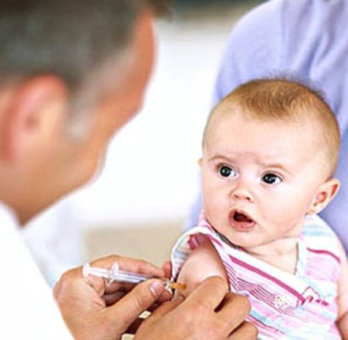 إكتشفي أنواع تطعيمات الاطفال بحسب أعمارهم!