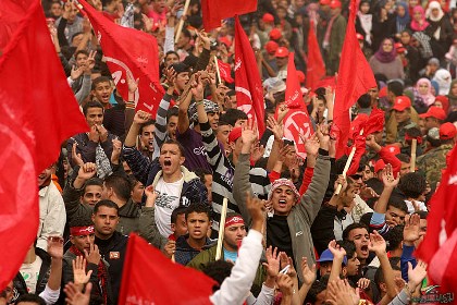 وقفة تضامنية للشعبية في غزة مع الأسرى المضربين