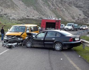 إصابة 3 مواطنين بحادث سير في يعبد جنوب جنين
