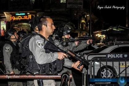 مواجهات مع جنود الاحتلال في مخيم الفوار بالخليل