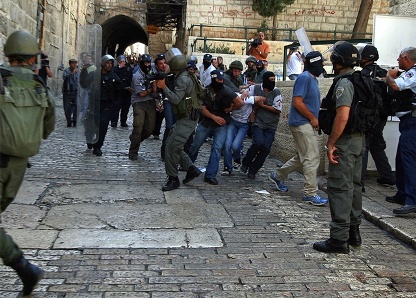 فتح: الاحتلال يسعى لتفريغ القدس والانقضاض على الأقصى