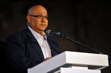 دغان: 