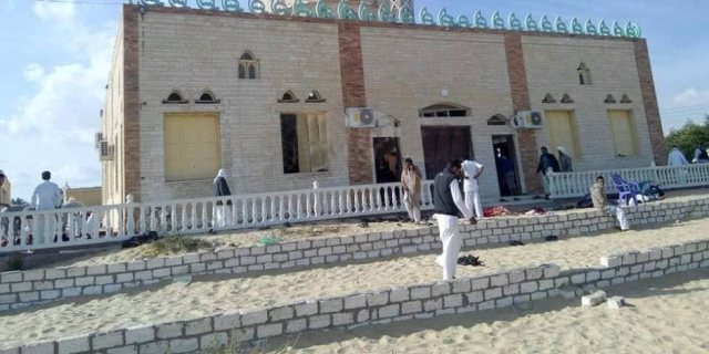 استنكار عربي ودولي للهجوم الذي استهدف مسجد الروضة شمال سيناء
