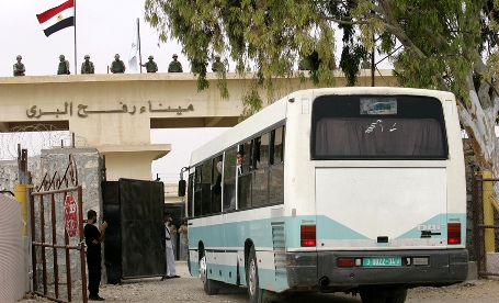 السلطات المصرية تفتح معبر رفح البري لليوم الثاني