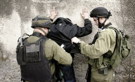 الاحتلال يعتقل 10 مواطنين من الضفة والقدس