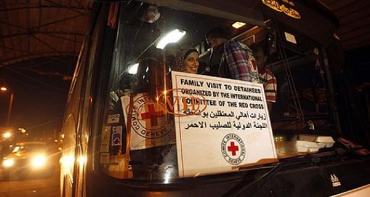 86 مواطناً يتوجهون لزيارة 43 أسيراً في معتقل 