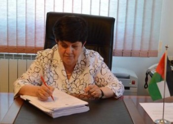 الاحتلال يمنع الوزيرة الشخشير من دخول قطاع غزة لافتتاح العام الدراسي